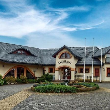 Bed and Breakfast Gosciniec Czarci Mlyn Będzin Exterior foto
