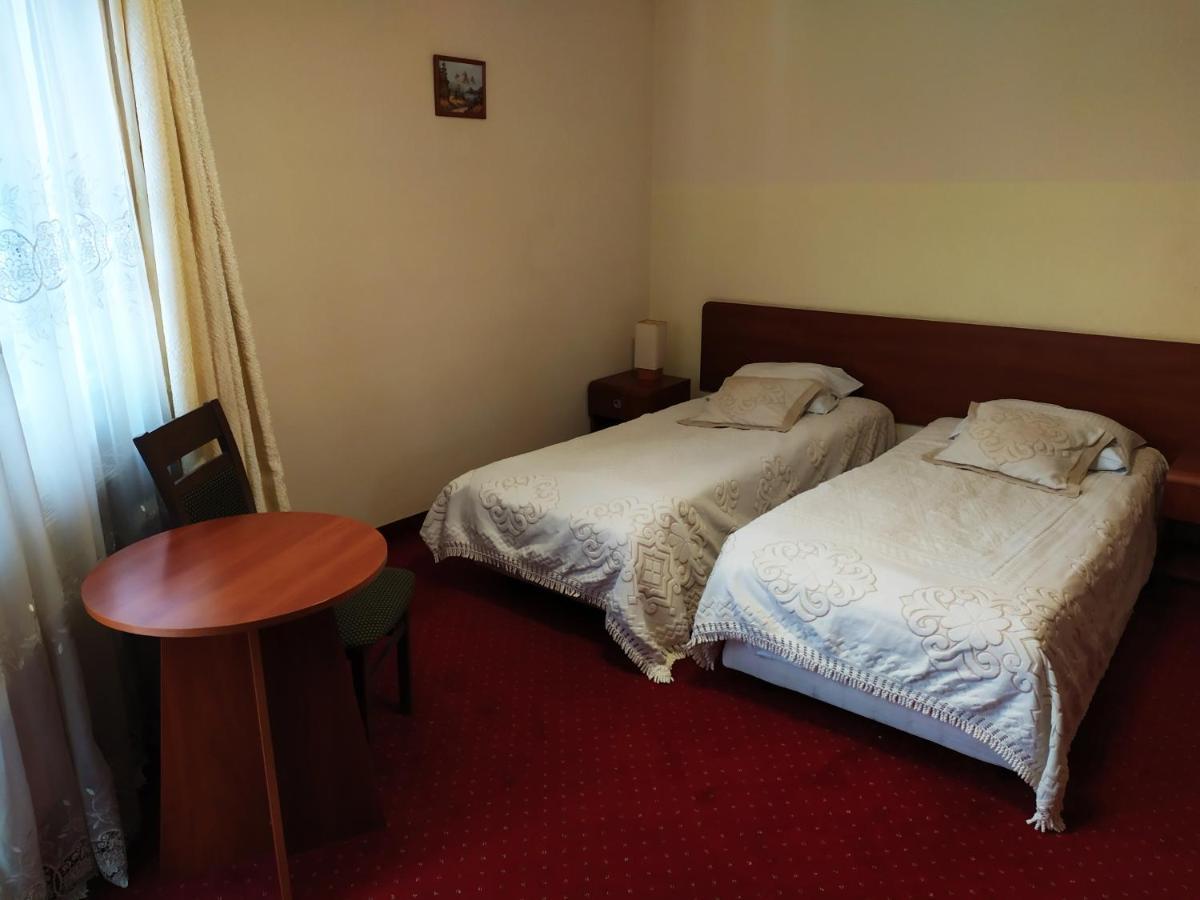 Bed and Breakfast Gosciniec Czarci Mlyn Będzin Exterior foto